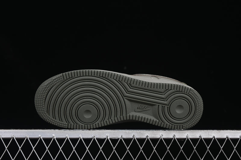 Nike Air Force 1 Low '07 LV8 "Light Army Clair Militaire"
