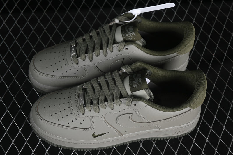 Nike Air Force 1 Low '07 LV8 "Light Army Clair Militaire"