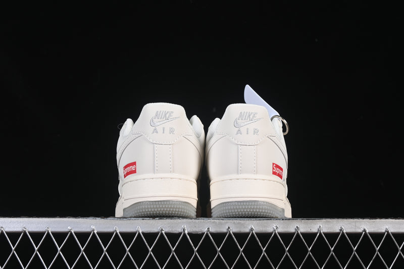 Nike Air Force 1 Supreme