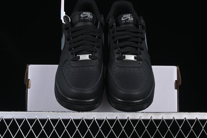 Nike Air Force 1 ’07  Black / Cool Grey
