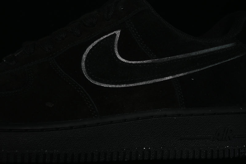 Nike Air Force 1 '07 "Black Noir"