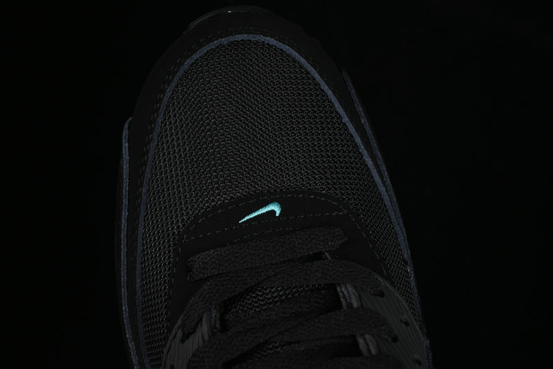 Nike Air Max 90 “Black Anthracite Aurora Green”