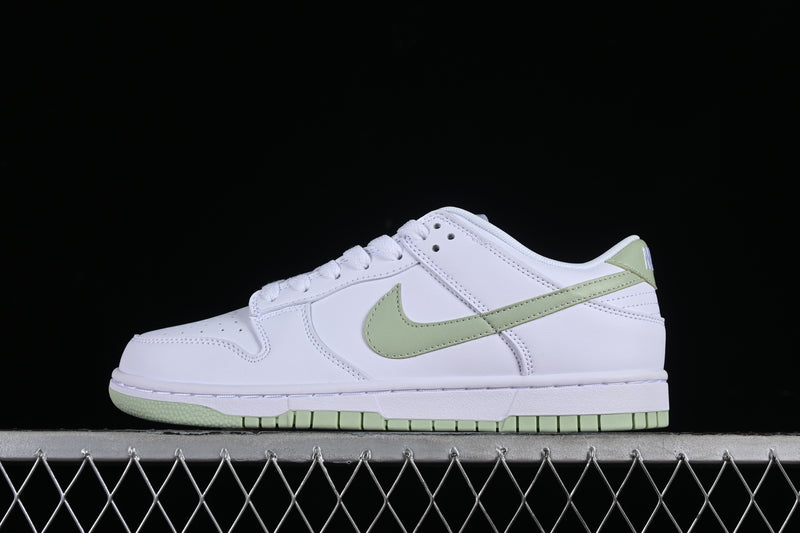 Nike Dunk Low “Honeydew”