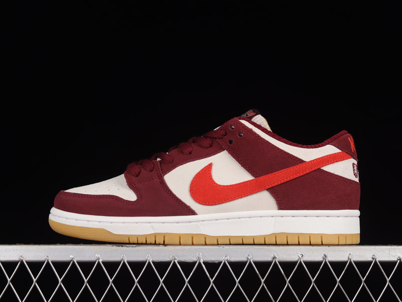 Nike SB Dunk Low“Skate Like a Girl”