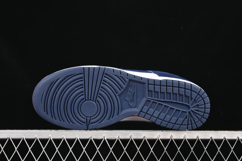 Nike Dunk Low “White Midnight Navy”