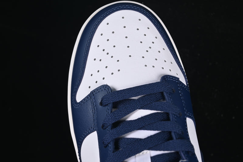 Nike Dunk Low “White Midnight Navy”