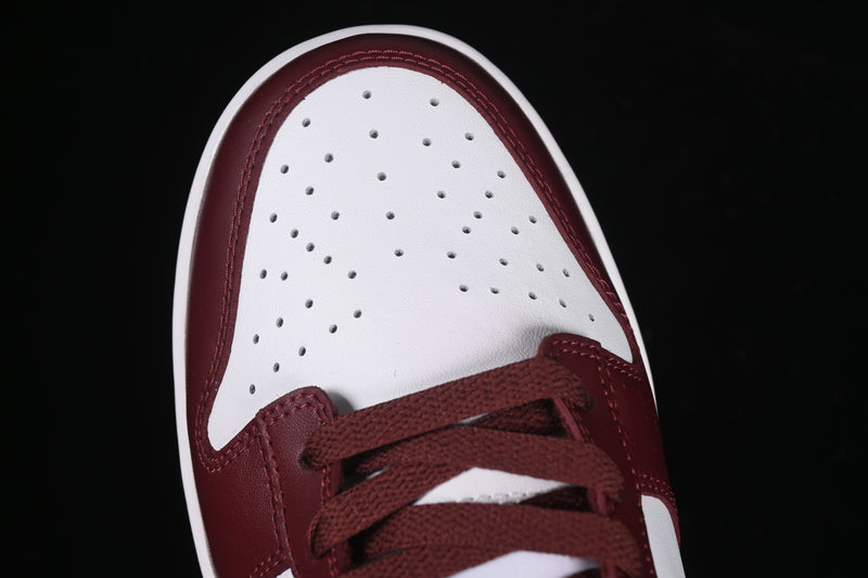 Nike Dunk Low “Bordeaux”