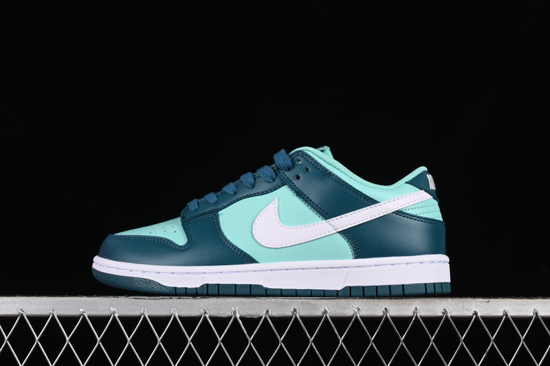 Nike Dunk Low “Geode Teal”