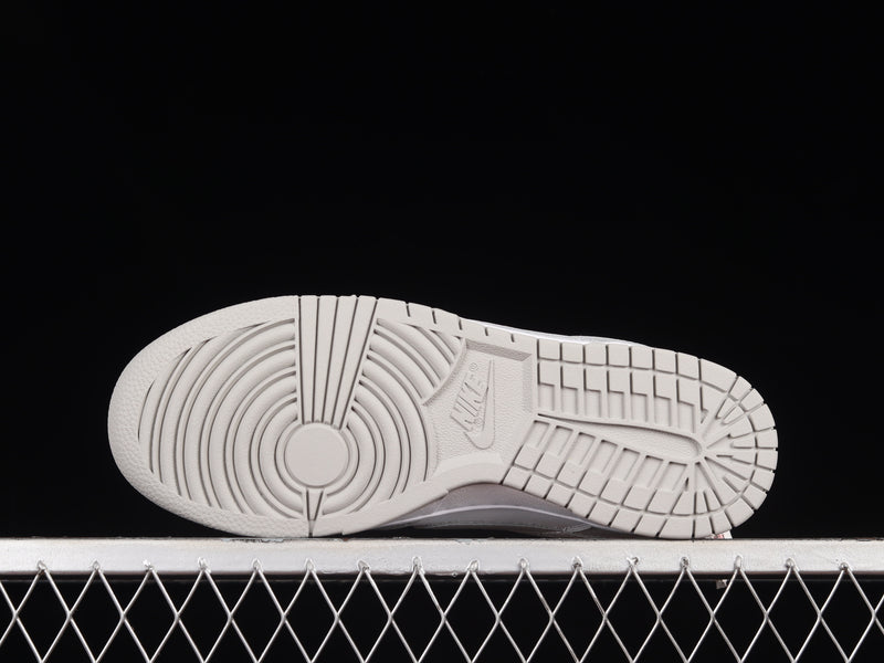 Nike Dunk Low “Grey Fog”