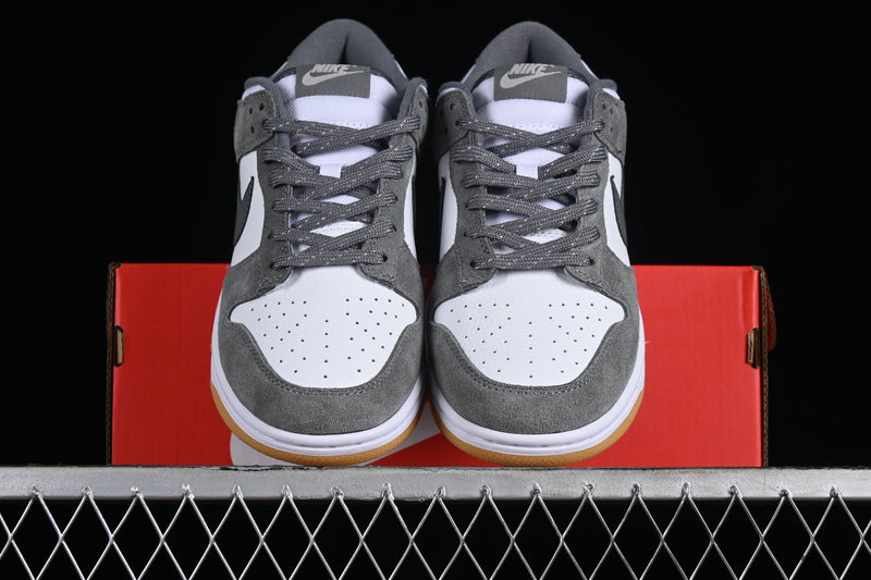 Nike Dunk Low “Smoke Grey Gum 3M Swoosh”