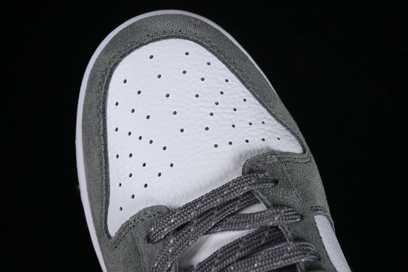 Nike Dunk Low “Smoke Grey Gum 3M Swoosh”