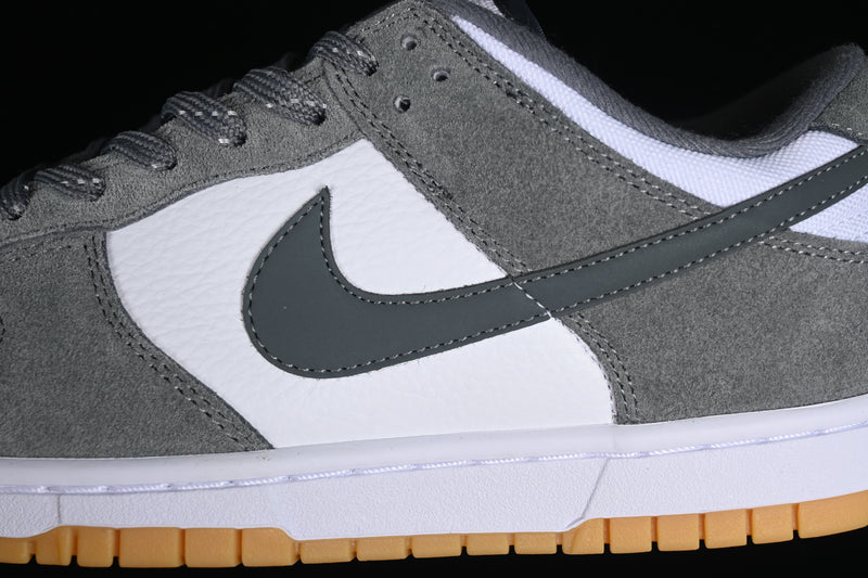 Nike Dunk Low “Smoke Grey Gum 3M Swoosh”