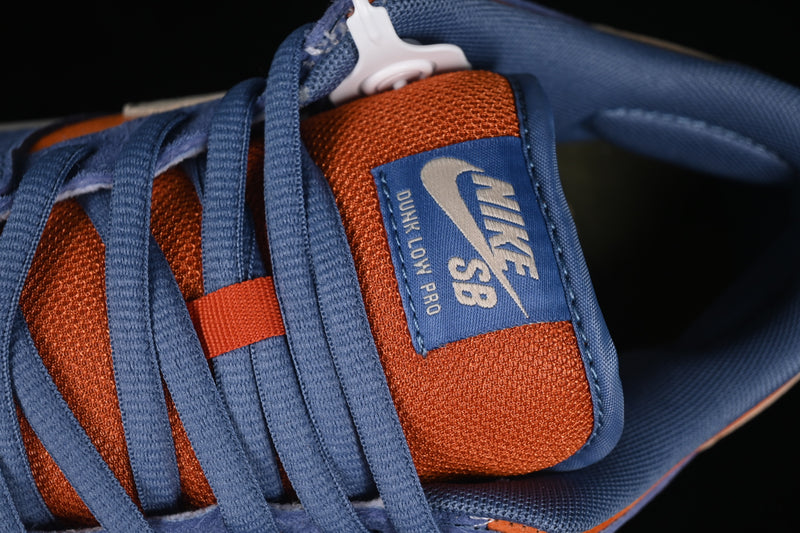 Nike SB Dunk Low “Light Carbon Monarch”