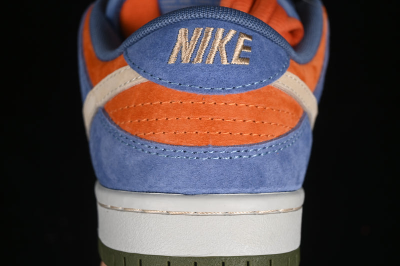 Nike SB Dunk Low “Light Carbon Monarch”
