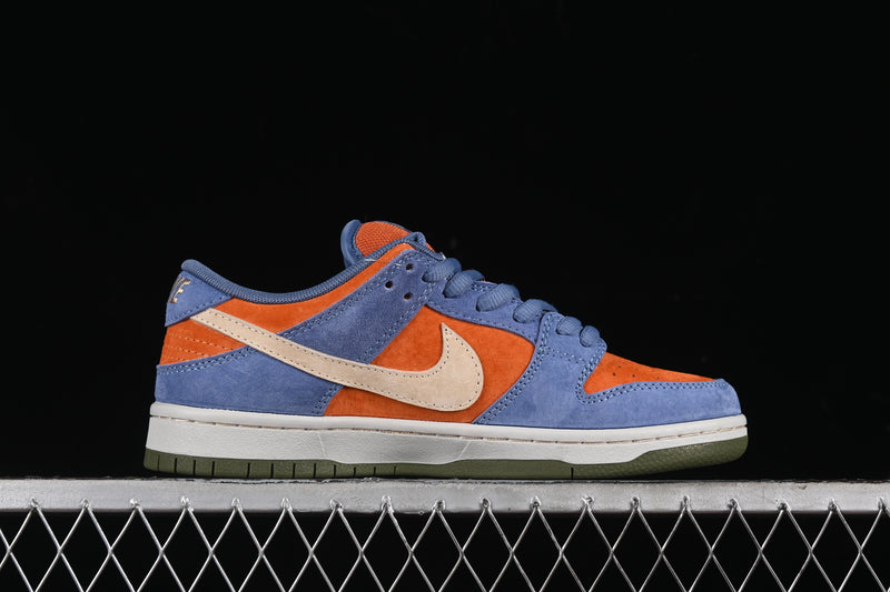 Nike SB Dunk Low “Light Carbon Monarch”