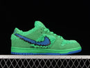 Nike SB Dunk Low x Grateful Dead “Bears Green”