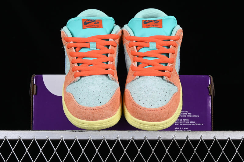 Nike Dunk Low “Orange / Emerald Rise”