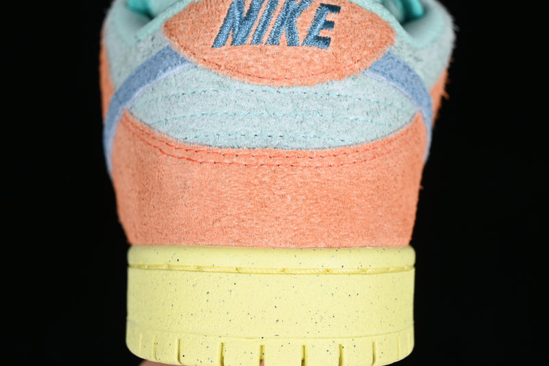 Nike Dunk Low “Orange / Emerald Rise”
