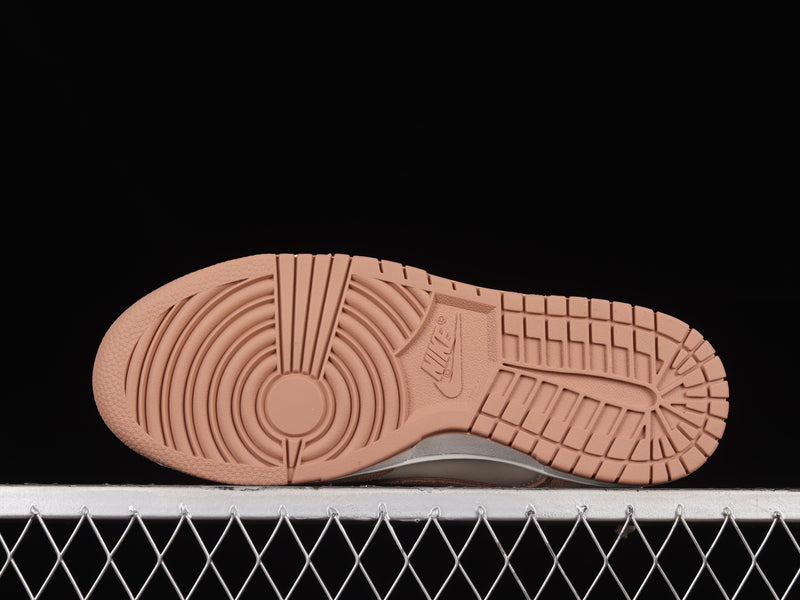 Nike Dunk Low “Sanddrift”