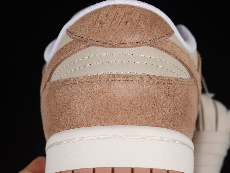 Nike Dunk Low “Sanddrift”