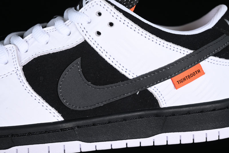 Nike SB Dunk Low “TIGHTBOOTH”