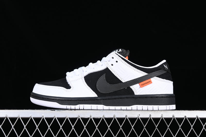 Nike SB Dunk Low “TIGHTBOOTH”