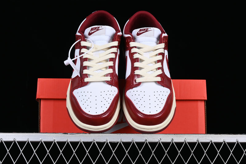 Nike Dunk Low “Vintage Team Red”