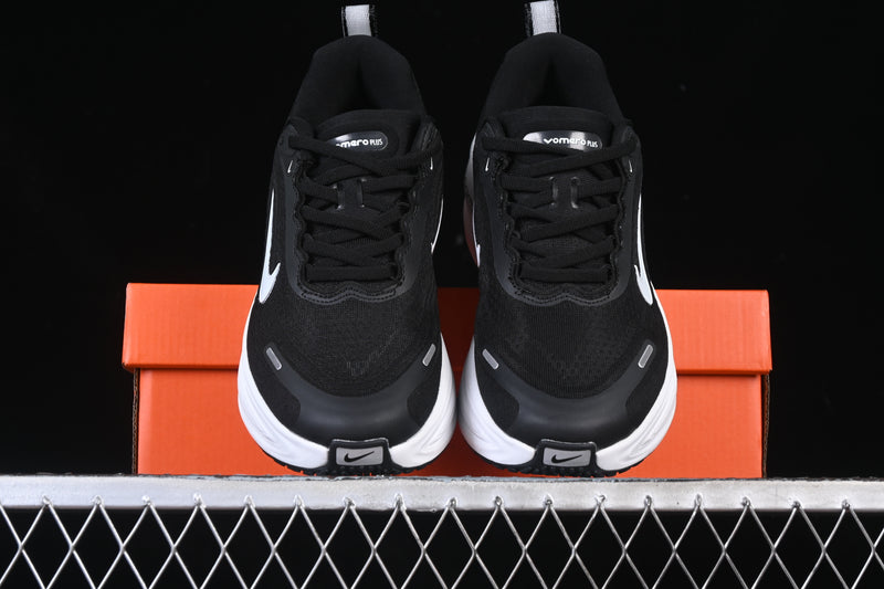 Nike Vomero Plus “Black / White”