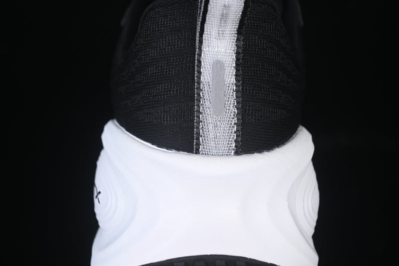 Nike Vomero Plus “Black / White”