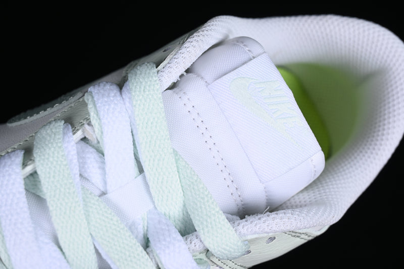 Nike Dunk Low “White / Mint”