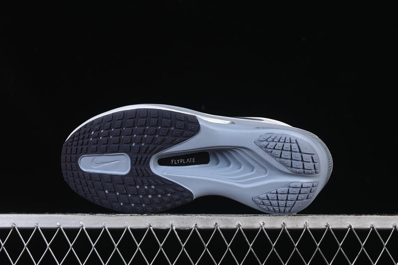 Nike Zoom Fly 6 “White / Pure Platinum / Obsidian Mist / Gridiron”