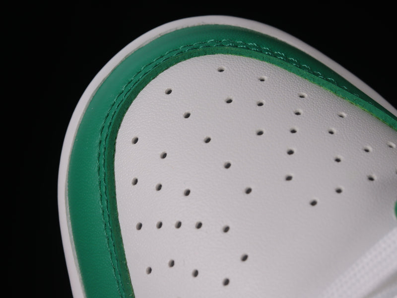 Nike Dunk Low “White Stadium Green  Fuchsia”