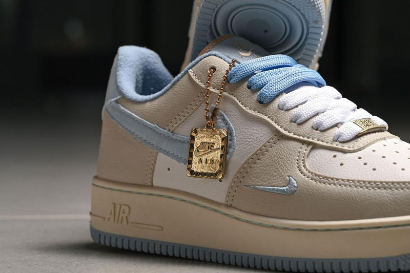 Tênis Nike Air Force 1 - Azul