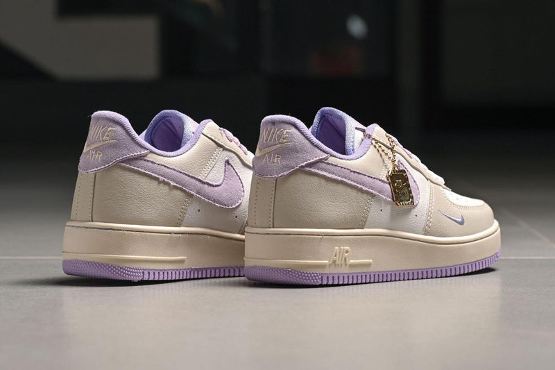 Tênis Nike Air Force 1 - Lilas