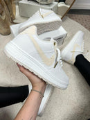 Tênis Nike Air Force - Branco/Creme