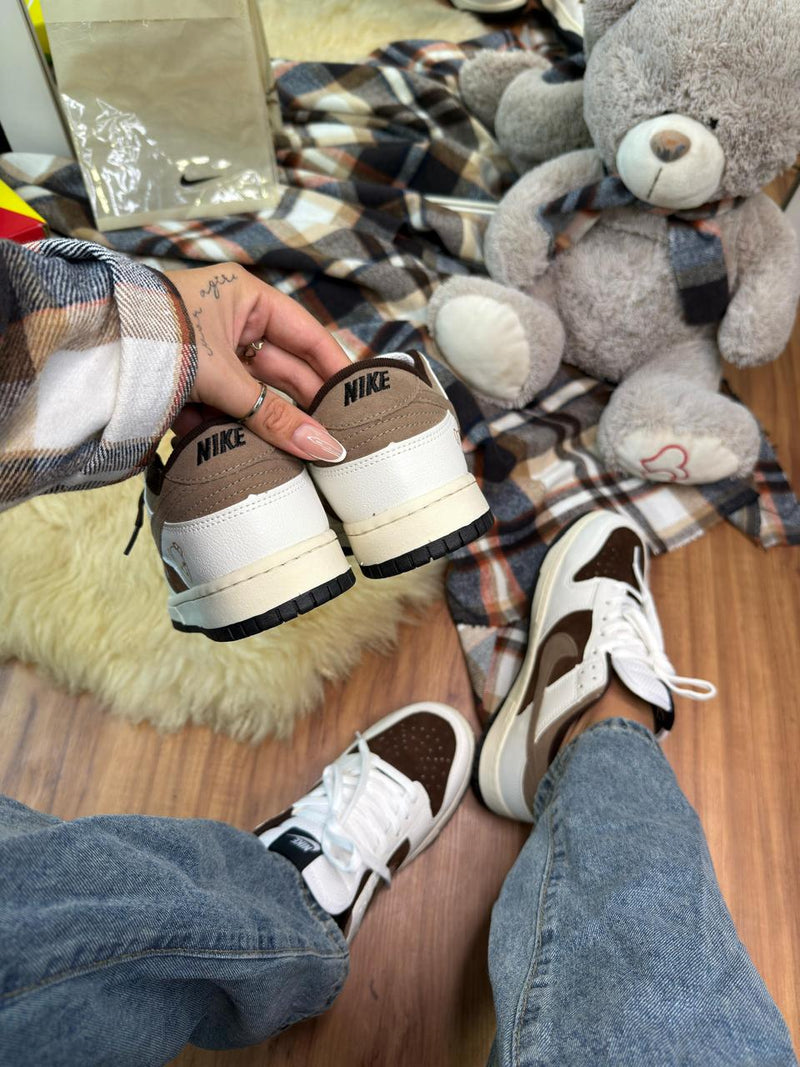 Tênis Nike Dunk Low - Teddy Bear🐻