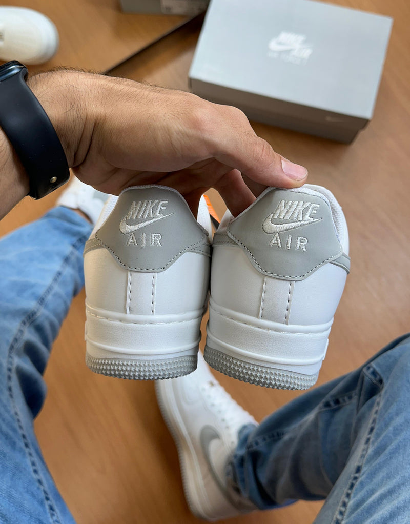 Tênis  Air Force 1 - Branco/Gelo