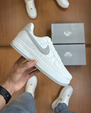 Tênis  Air Force 1 - Branco/Gelo