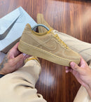Tênis Nike Air Force 1 - Caramelo/Camurça