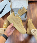 Tênis Nike Air Force 1 - Caramelo/Camurça
