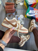 Tênis Dunk Low - Off White/Caramelo
