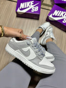 Tênis Nike Dunk Low - Cinza