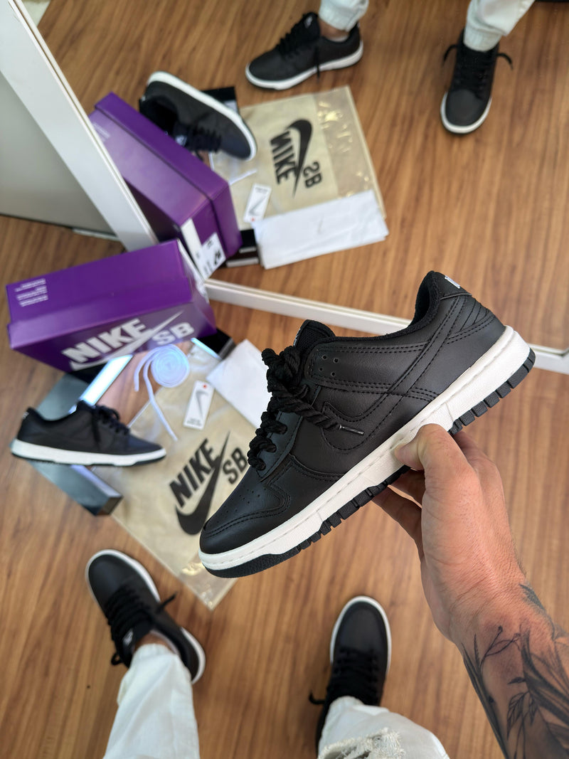 Tênis Dunk Low - Preto