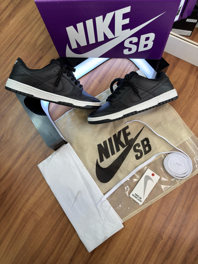 Tênis Dunk Low - Preto