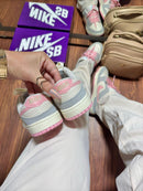 Tênis Nike Dunk Low - Violeta/Rosa