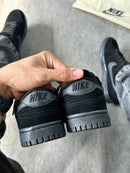 Nike Dunk Low – All Black
