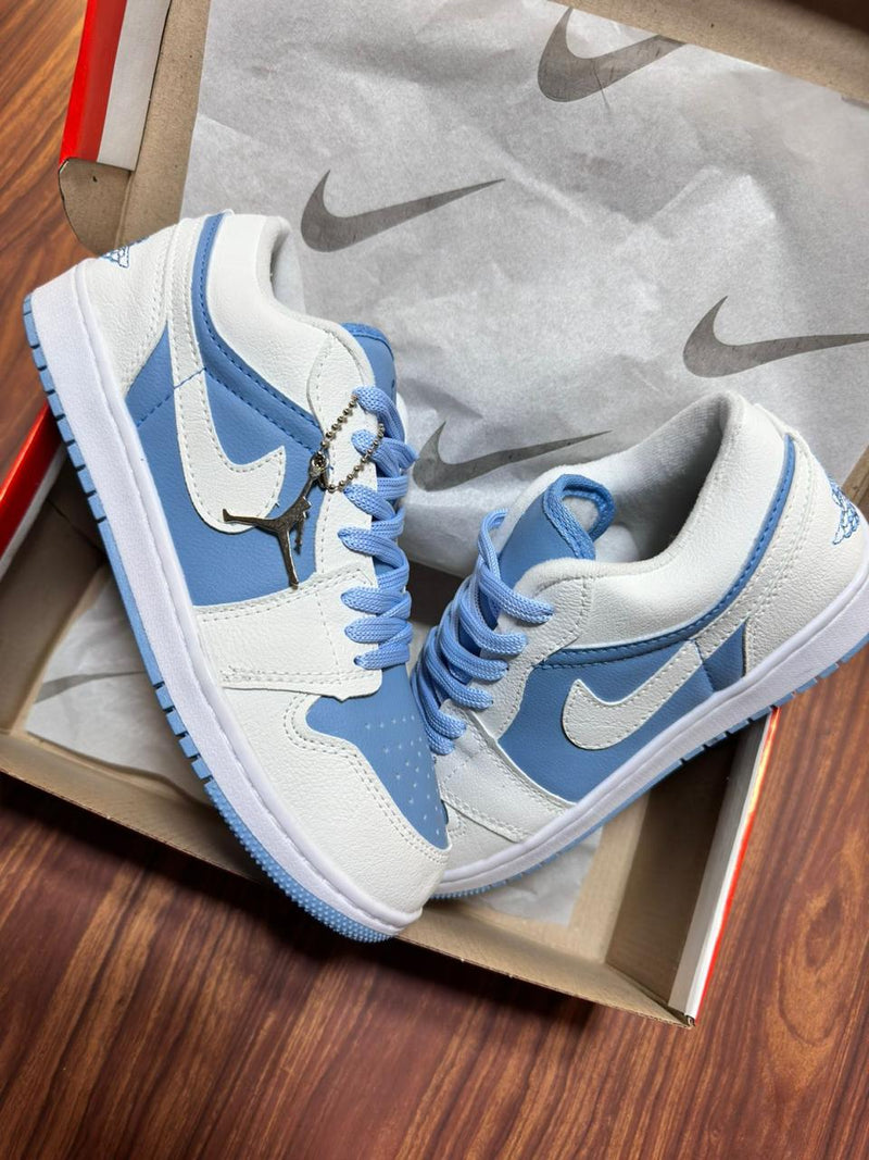 Tênis Nike jordan 1 low - Sky