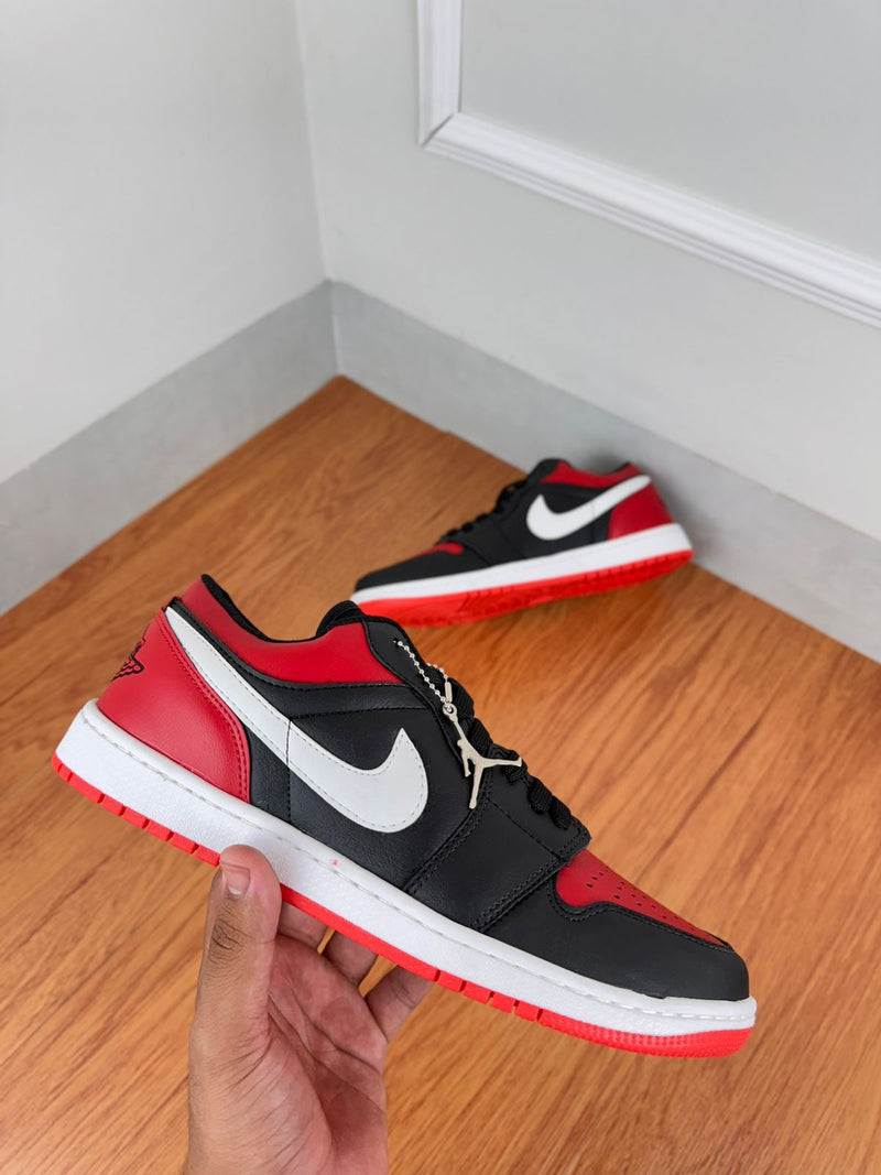 Tênis Nike Jordan 1 Low - Vermelho/Preto