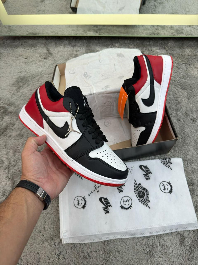 Tênis Nike Jordan 1 Low - Tricolor