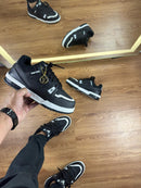 Tênis Louis Vuitton - Black